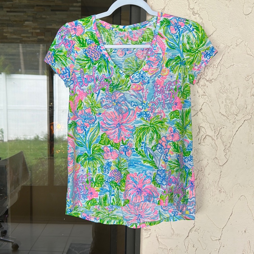 Lilly Pulitzer ladies Aloha top